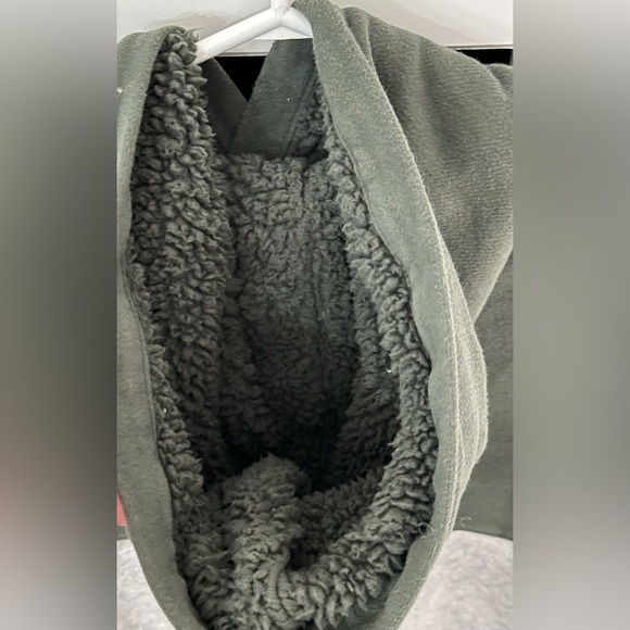 OshKosh: Boys Hoodie- Size 14 - Picture 5 of 8